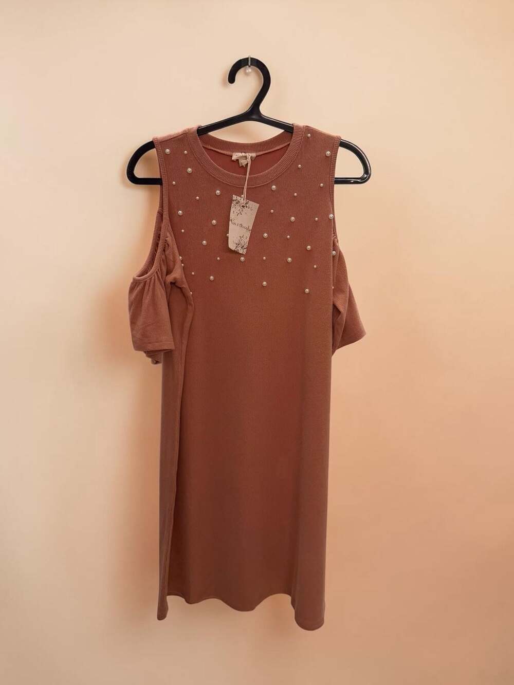 Hem & Thread Pearl Embellished Cold Shoulder Ribbed Dress Size S Mauve